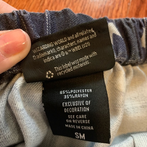 Hot Topic- Harry Potter Ravenclaw Plaid Pleated Skirt, size (plus size) Small - Picture 8 of 14